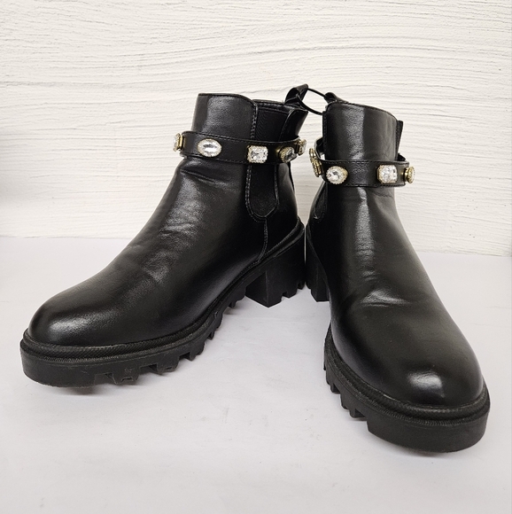 Nicole Miller Shoes - Nicole Miller Jewel Studded Vegan Leather Platform Chelsea Boots in Black Sz 9.5